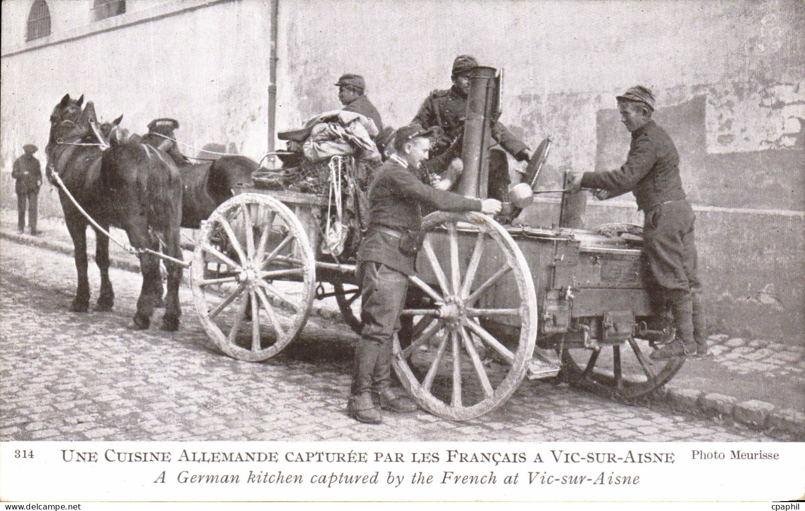 CPA Une Cuisine Allemande Capturee Par Les Francais A Vic Sur Aisne Militaria