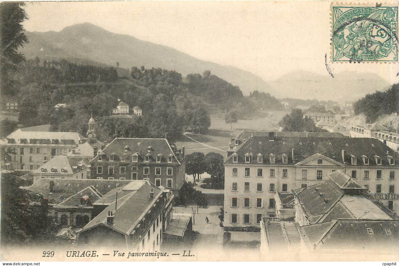 CPA Uriage Vue panoramique