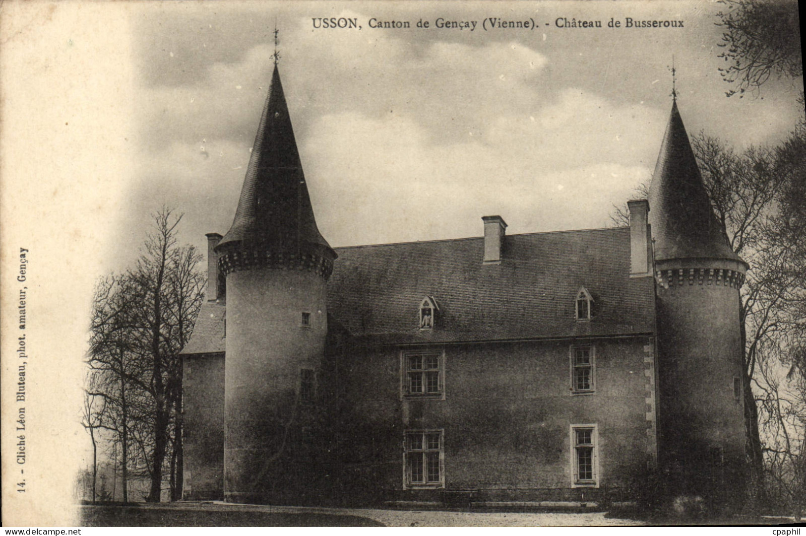 CPA Usson Canton de Gençay (Vienne) Chateau de Busseroux