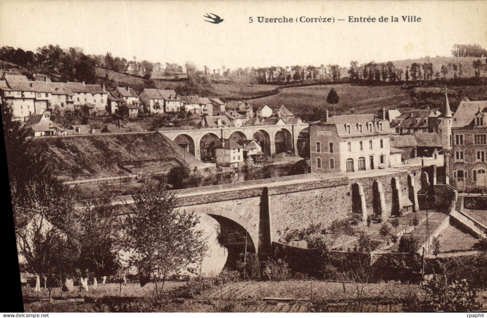 CPA UZERCHE Entree De La Ville