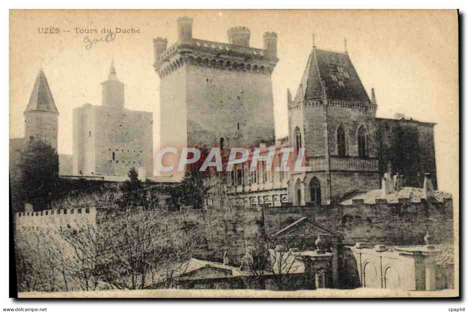 CPA Uzes Tours Du Duche