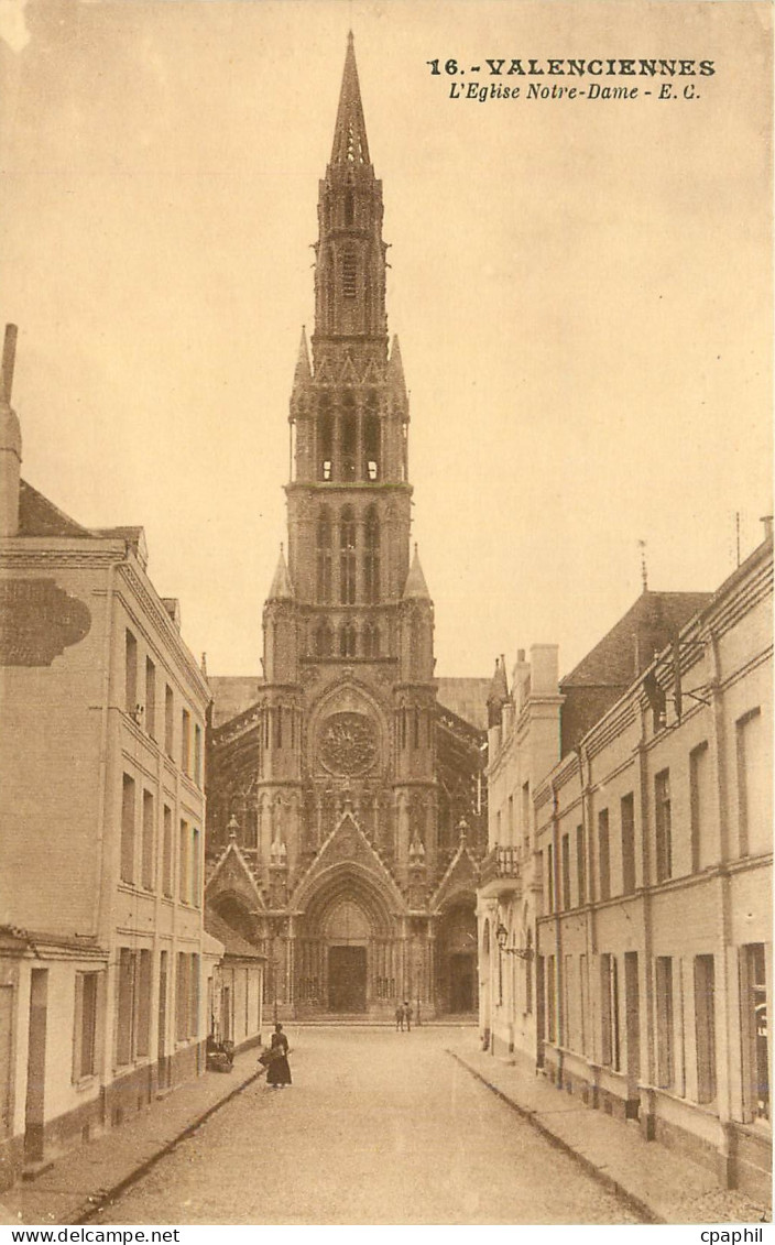 CPA Valenciennes l'eglise Notre-Dame