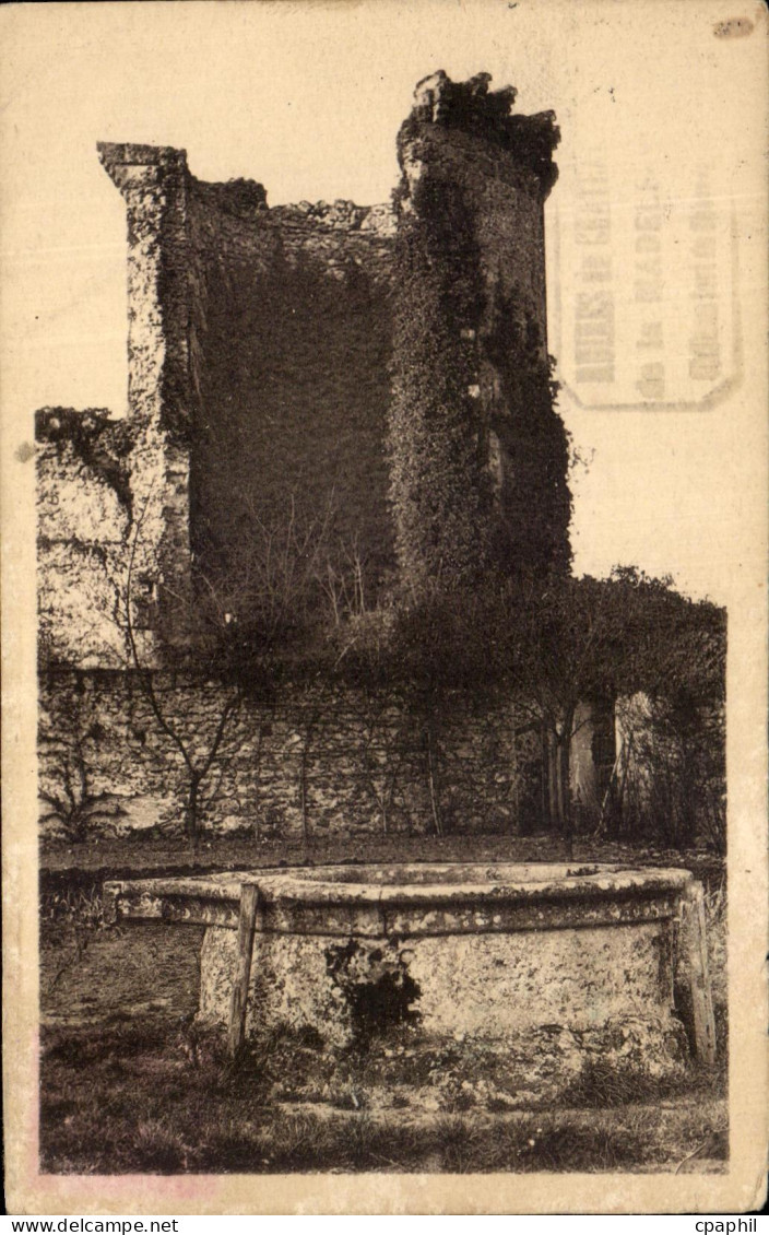 CPA Vallee de Chevreuse Chevreuse Chateau de la Madeleine