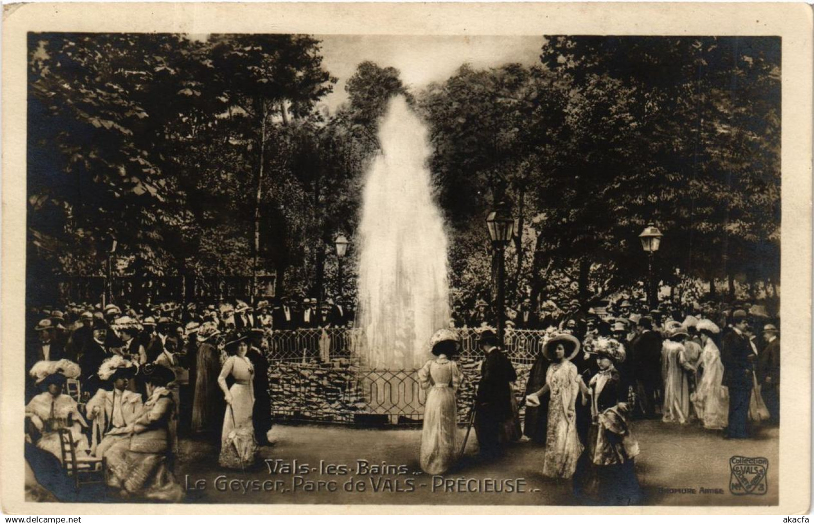 CPA VALS-les-BAINS Le Geyser. Parc de Vals Précieuse (661257)