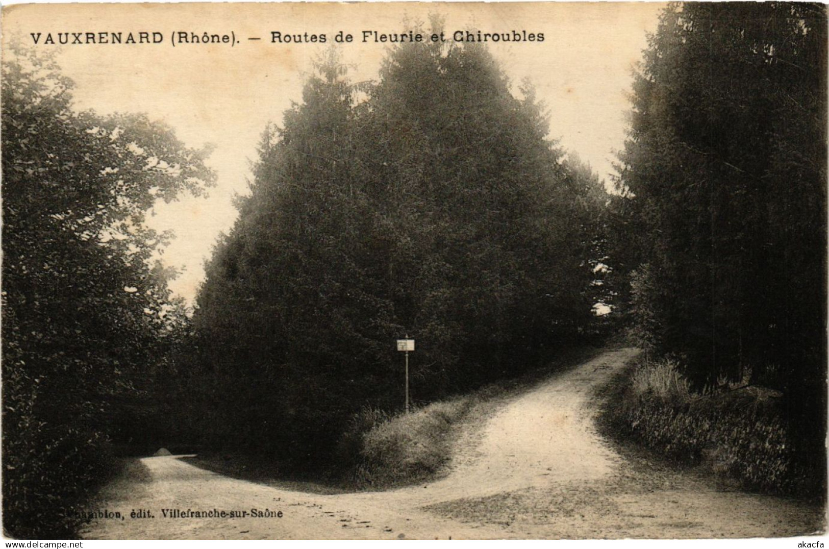 CPA VAUXRENARD - Routes de Fleurie et Chiroubles (635681)