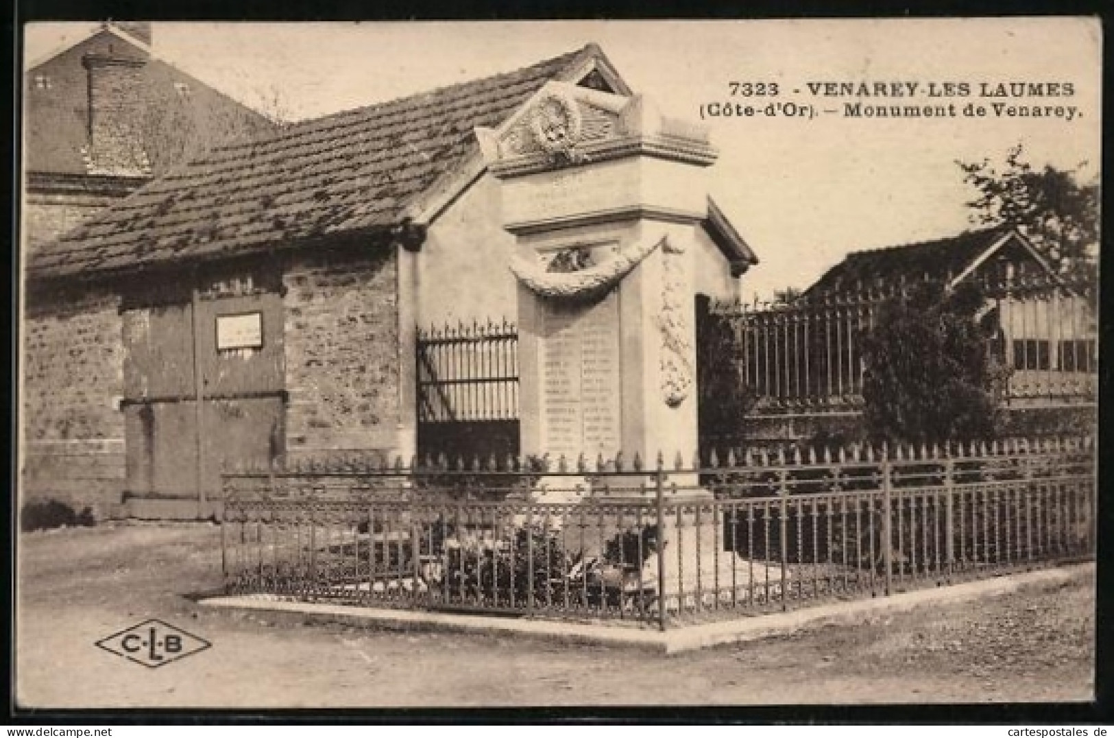 CPA Venarey-Les Laumes, Monument de Venarey