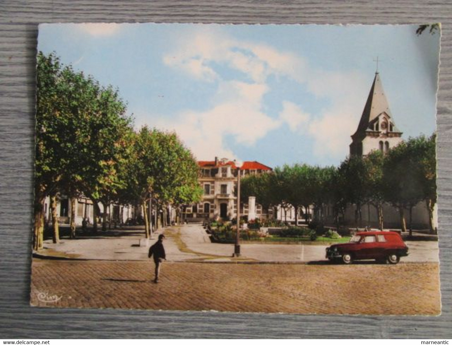 Cpa Vénissieux (69) place Léon Sublet