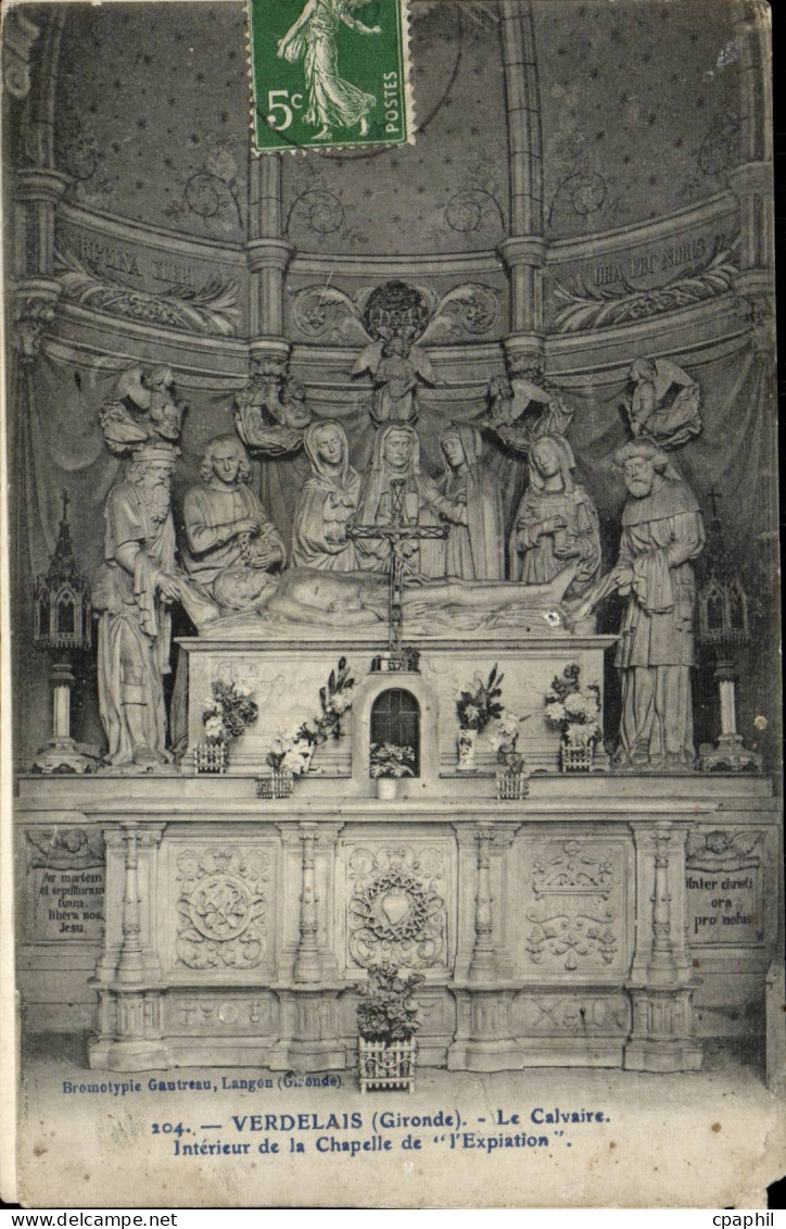 CPA Verdelais Le calvaire Interieur de la chapelle de l'expliation