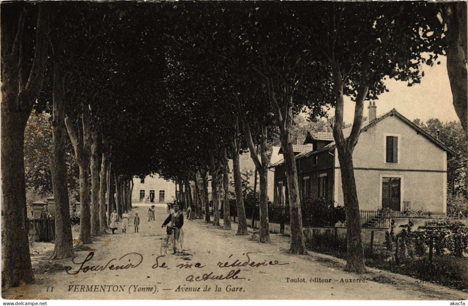CPA Vermenton Avenue de la Gare (1478647)