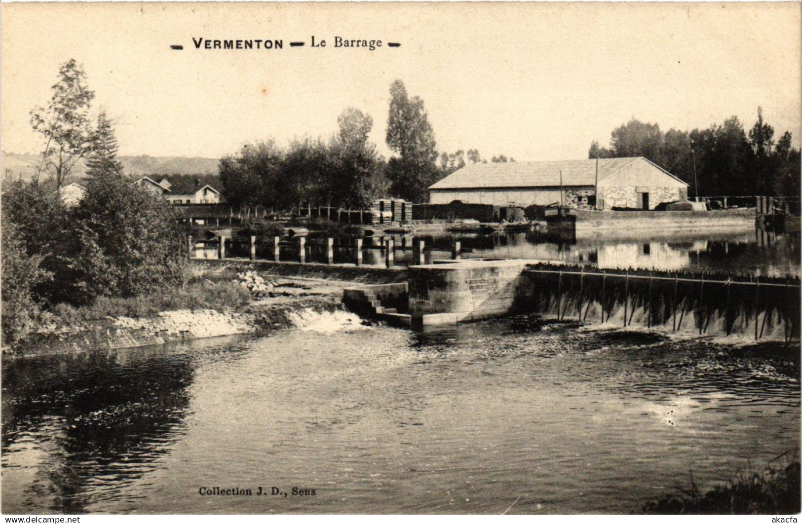 CPA VERMENTON - Le Barrage (358231)