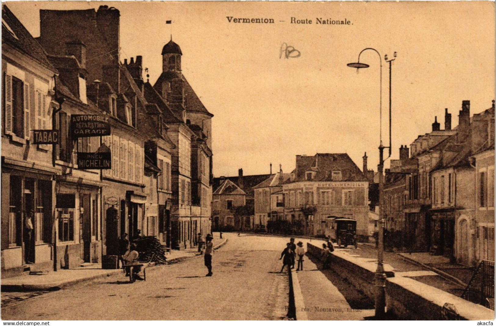 CPA VERMENTON - Route Nationale (656961)