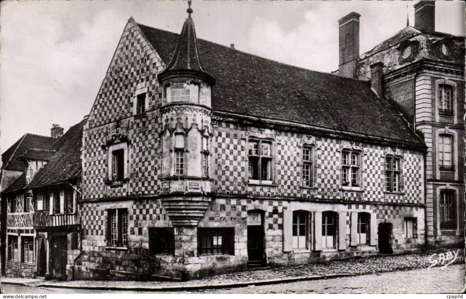 CPA Verneuil sur Avre Maison du 16eme Rue du Canon