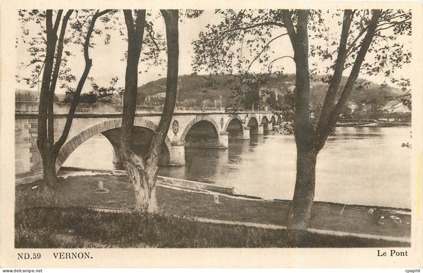 CPA Vernon Le Pont