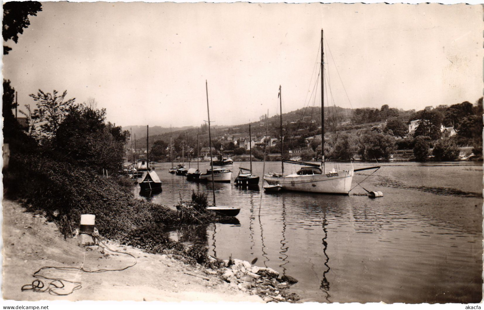 CPA Vernouillet Bord de Seine FRANCE (1379101)