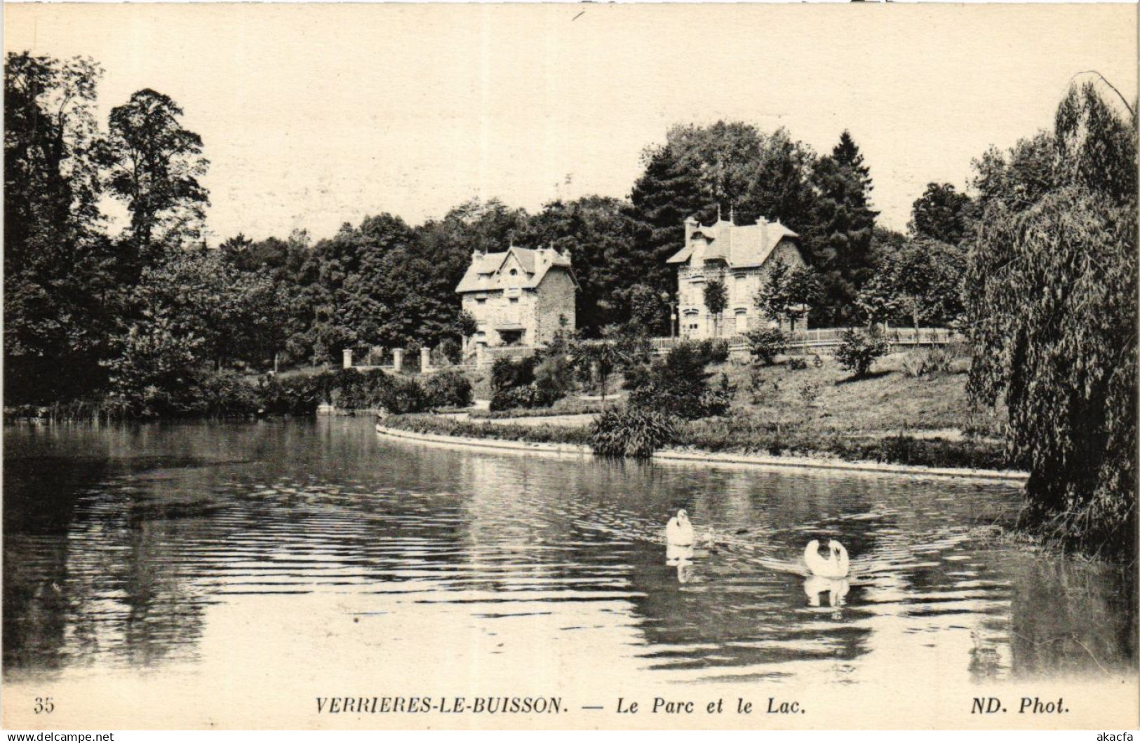 CPA VERRIERES-le-BUISSON - Le Parc et le Lac (384914)
