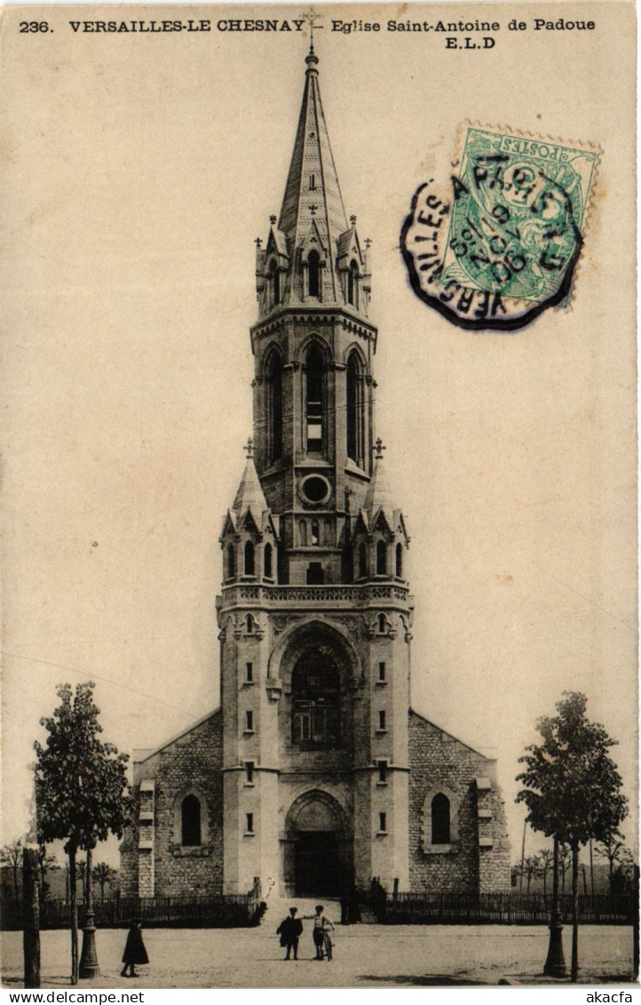 CPA VERSAILLES-le-CHESNAY - Église St-ANTOINE de Padoue (352880)