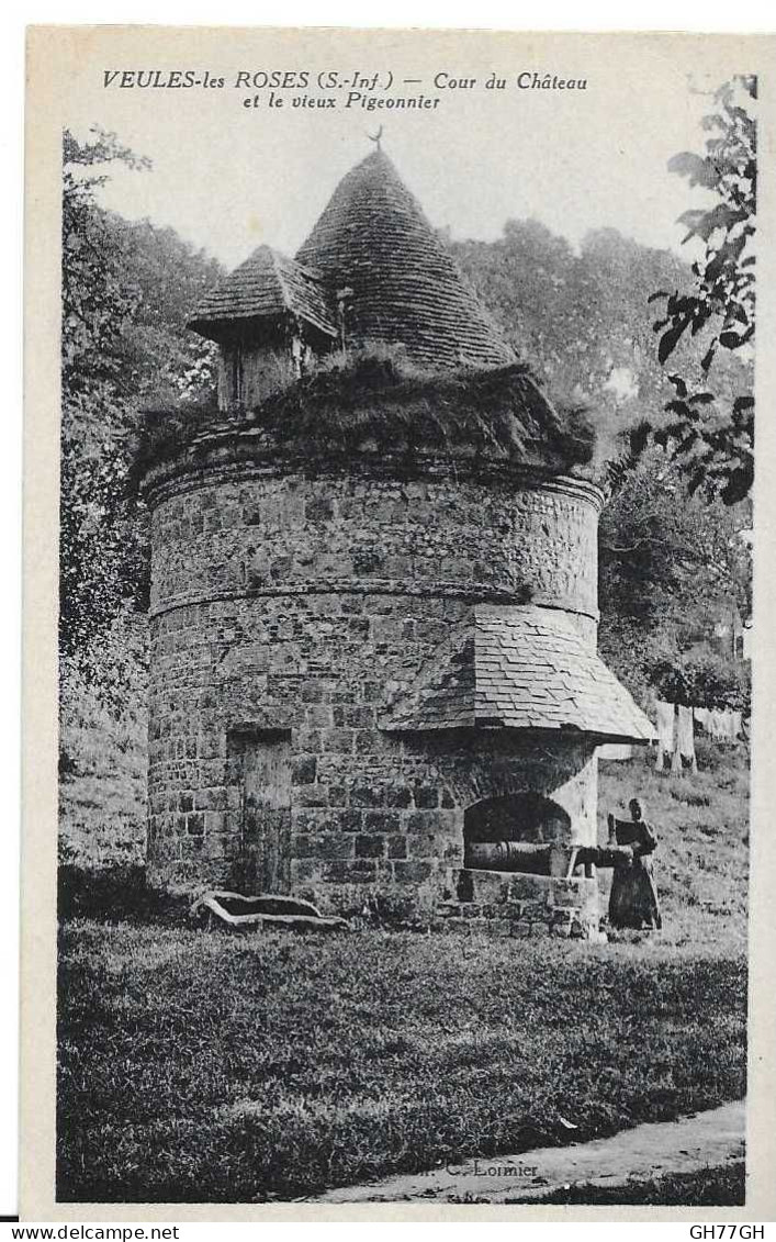 CPA VEULES-les-ROSES -cour du château, vieux pigeonnier -non circulée