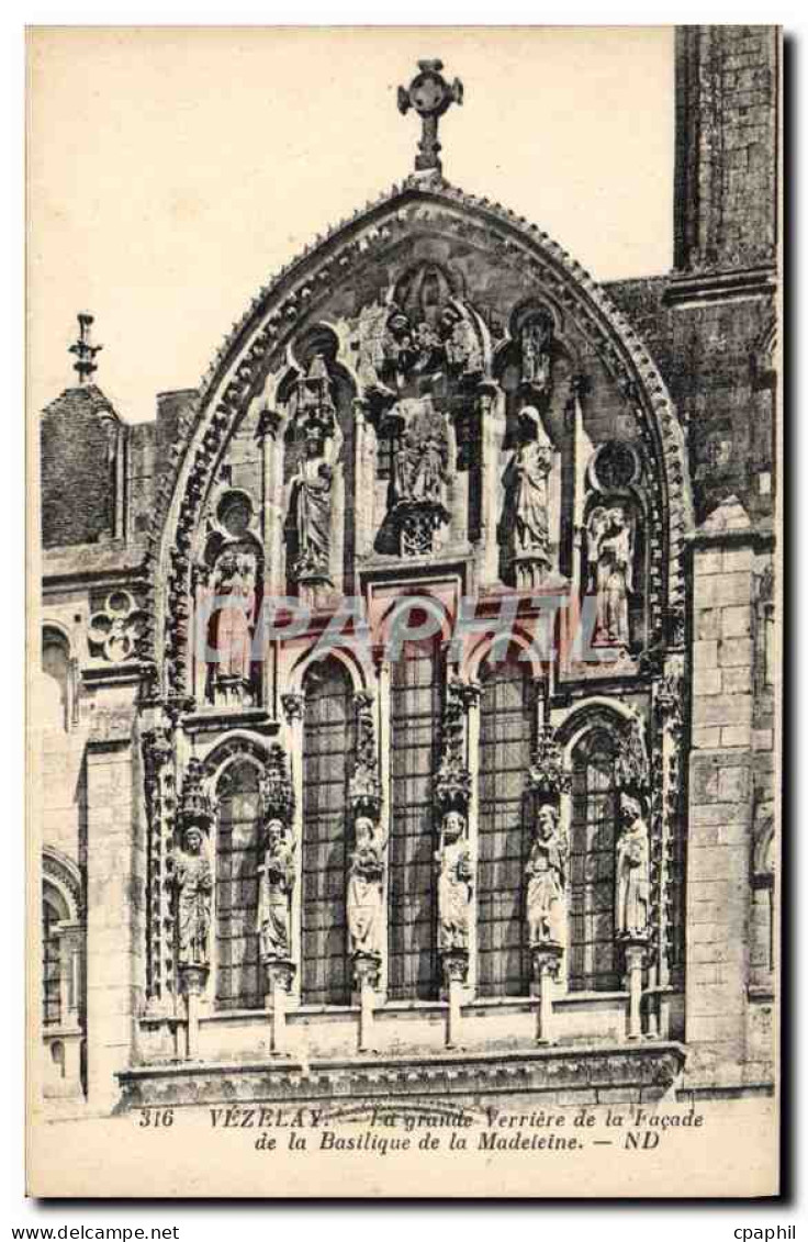CPA Vezelay la grande Verriere de la facade de la Basilique de la Madeleine