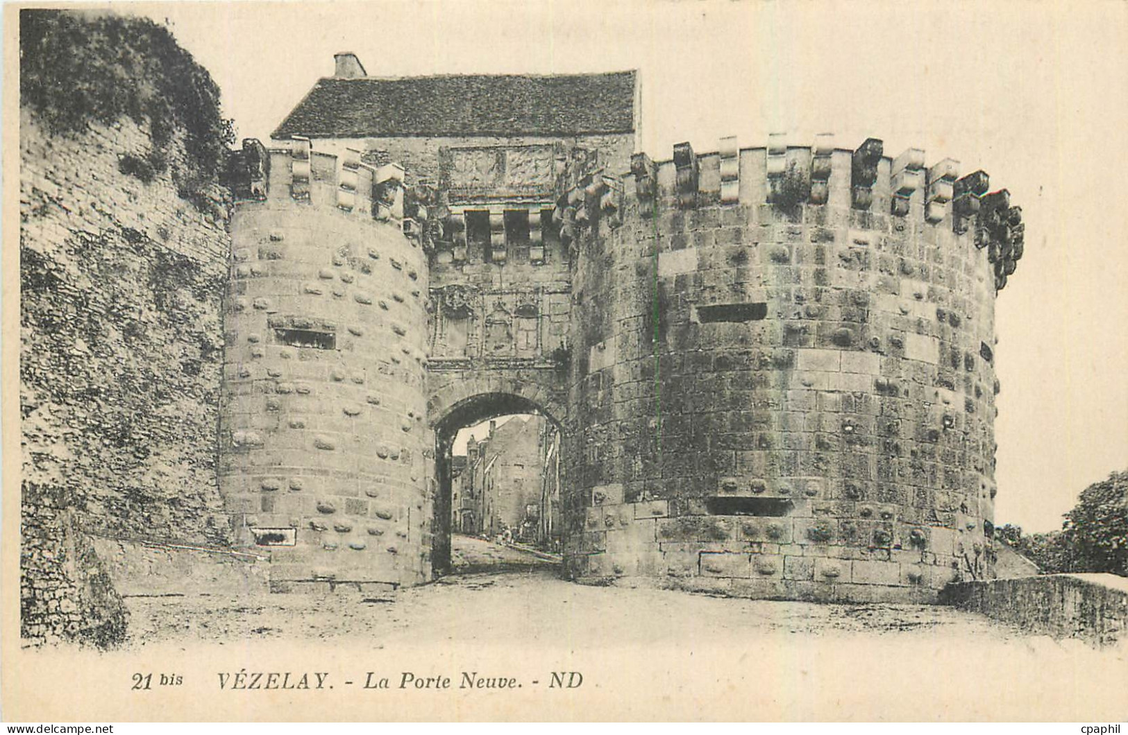 CPA Vezelay La Porte Neuve