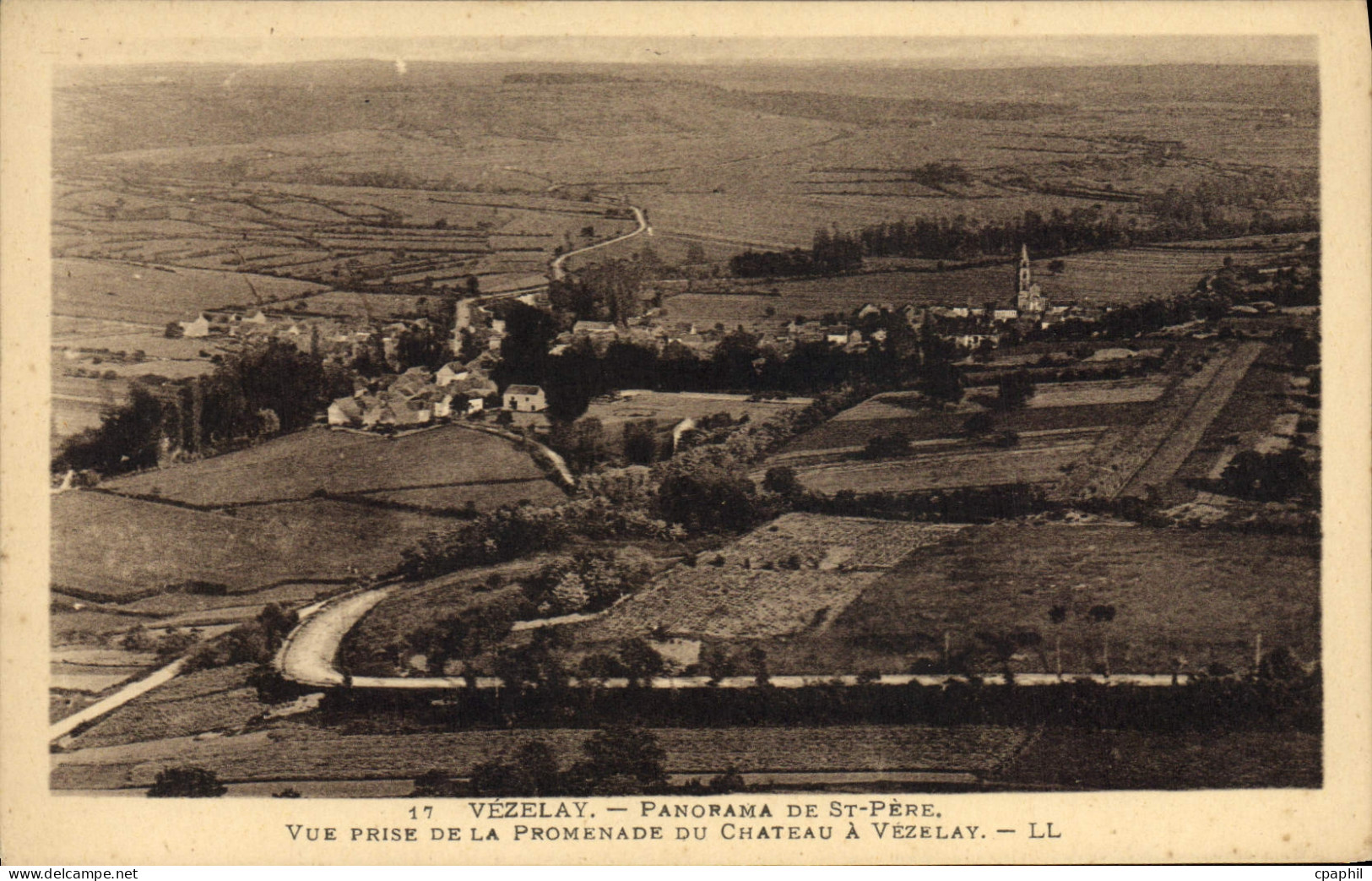 CPA Vezelay Panorama De St Pere Vue prise de la promenade du chateau a Vezelay
