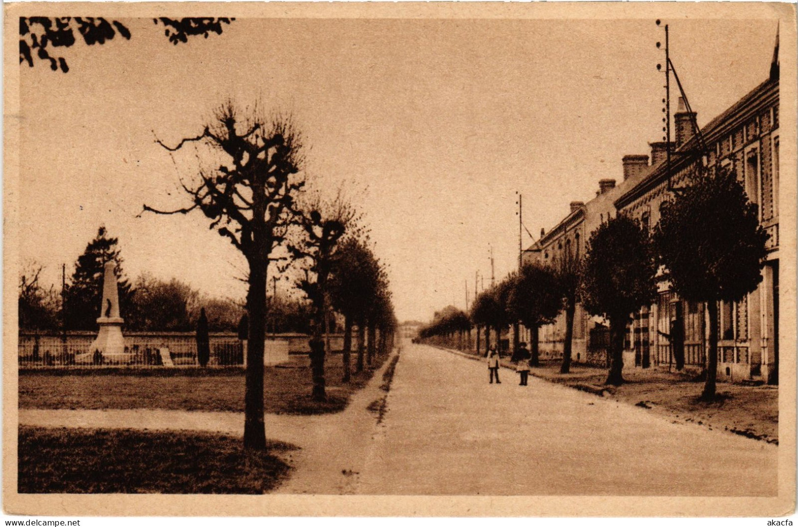 CPA Vibraye Avenue de la Gare FRANCE (1451307)