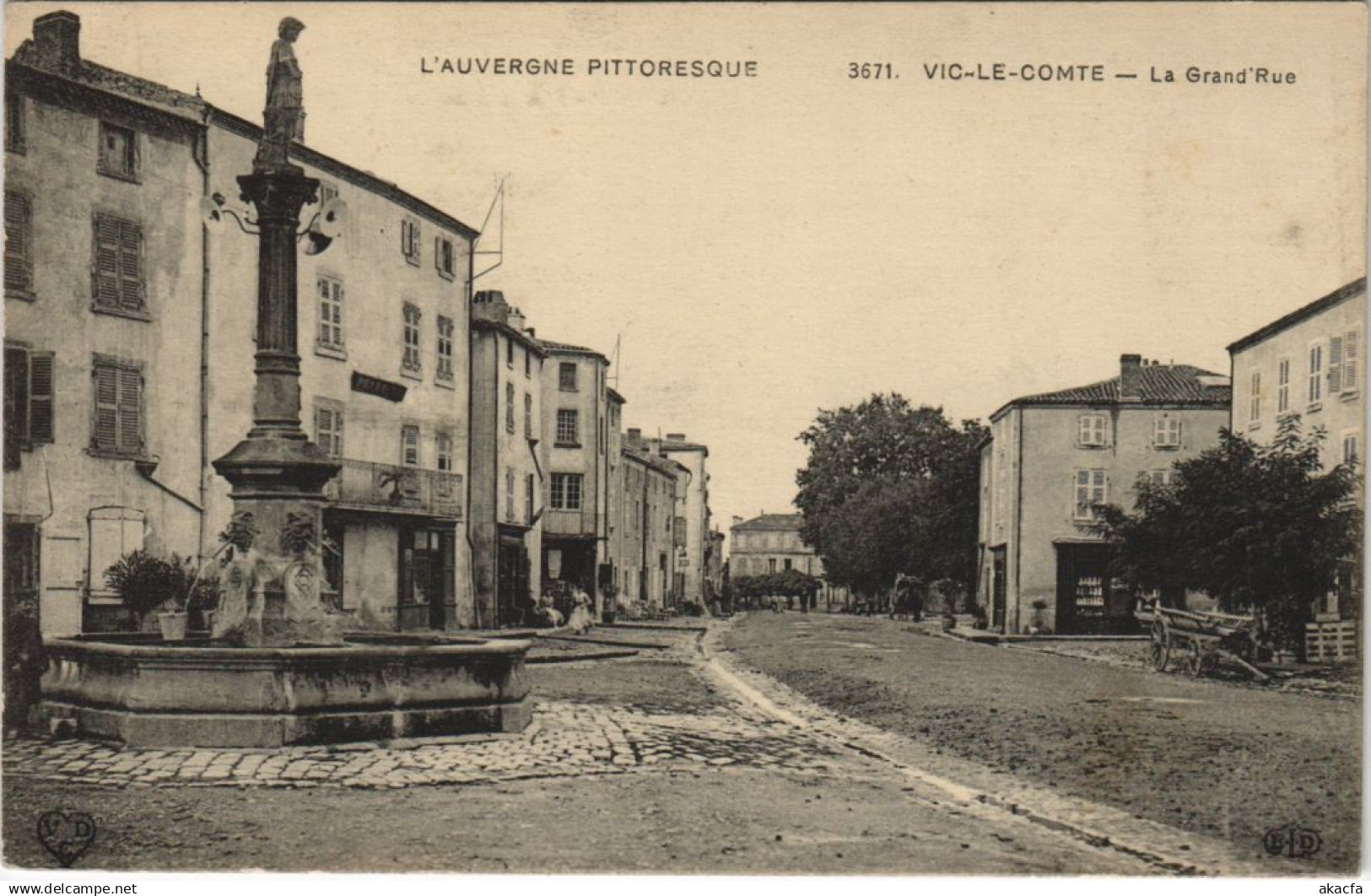 CPA VIC-le-COMTE La Grand'Rue (1254989)
