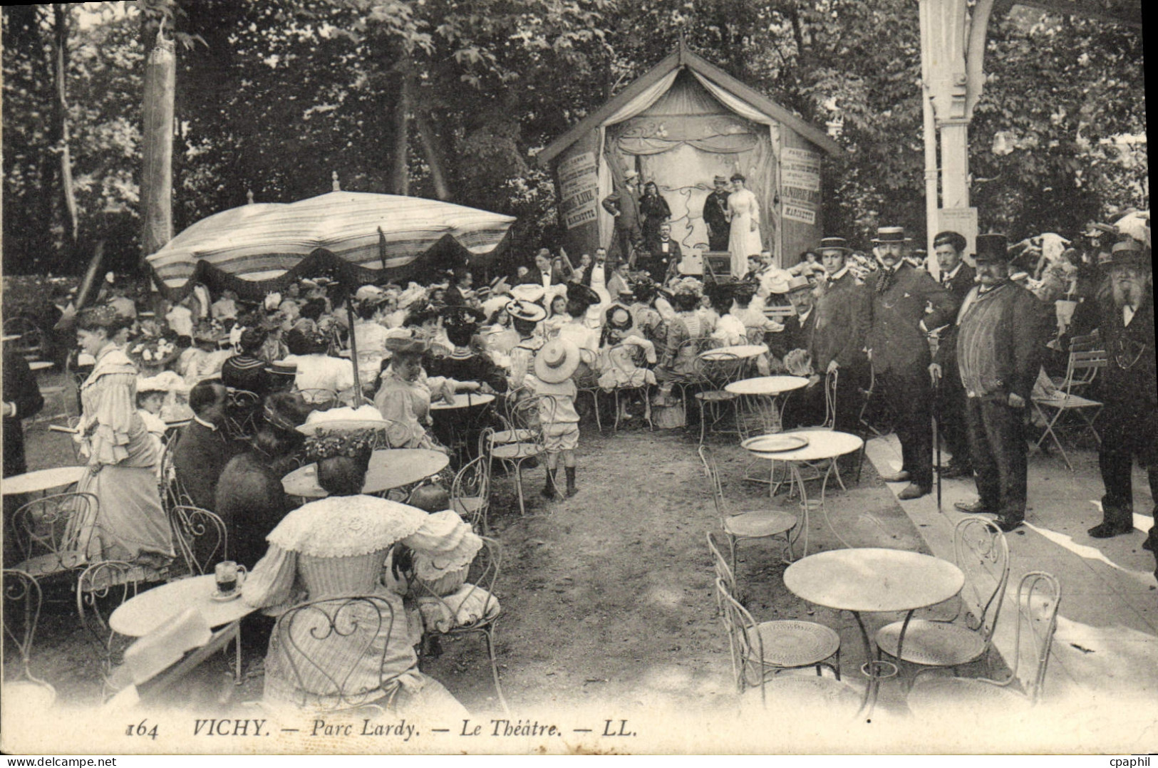 CPA Vichy Parc Lardy Le Theatre