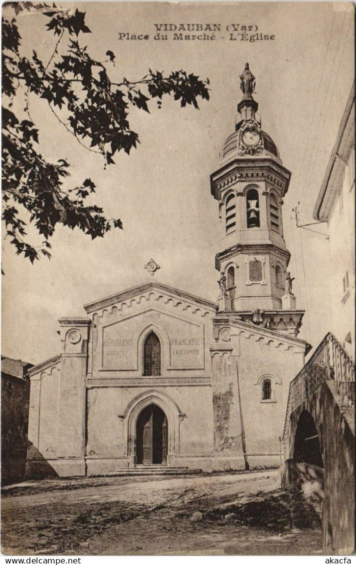 CPA VIDAUBAN Place du Marche - L'Eglise (1112375)