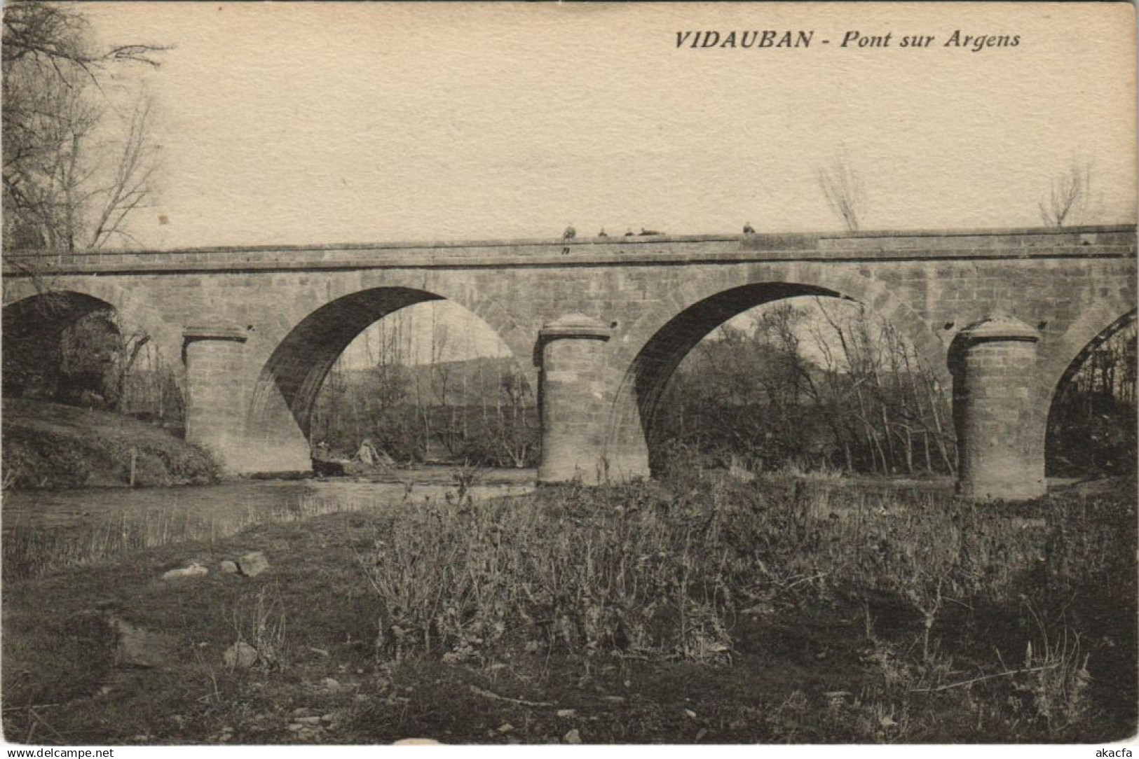 CPA VIDAUBAN Pont sur Argens (1110581)
