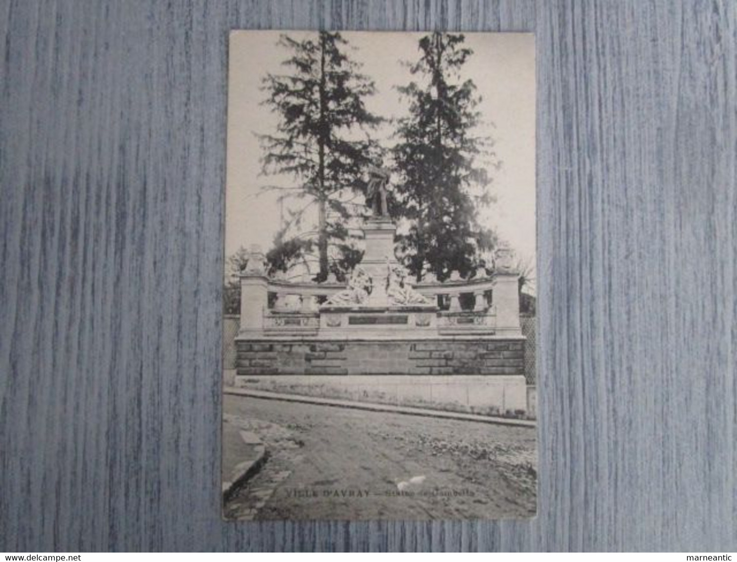 cpa Ville D'Avray(92)statue de Gambetta