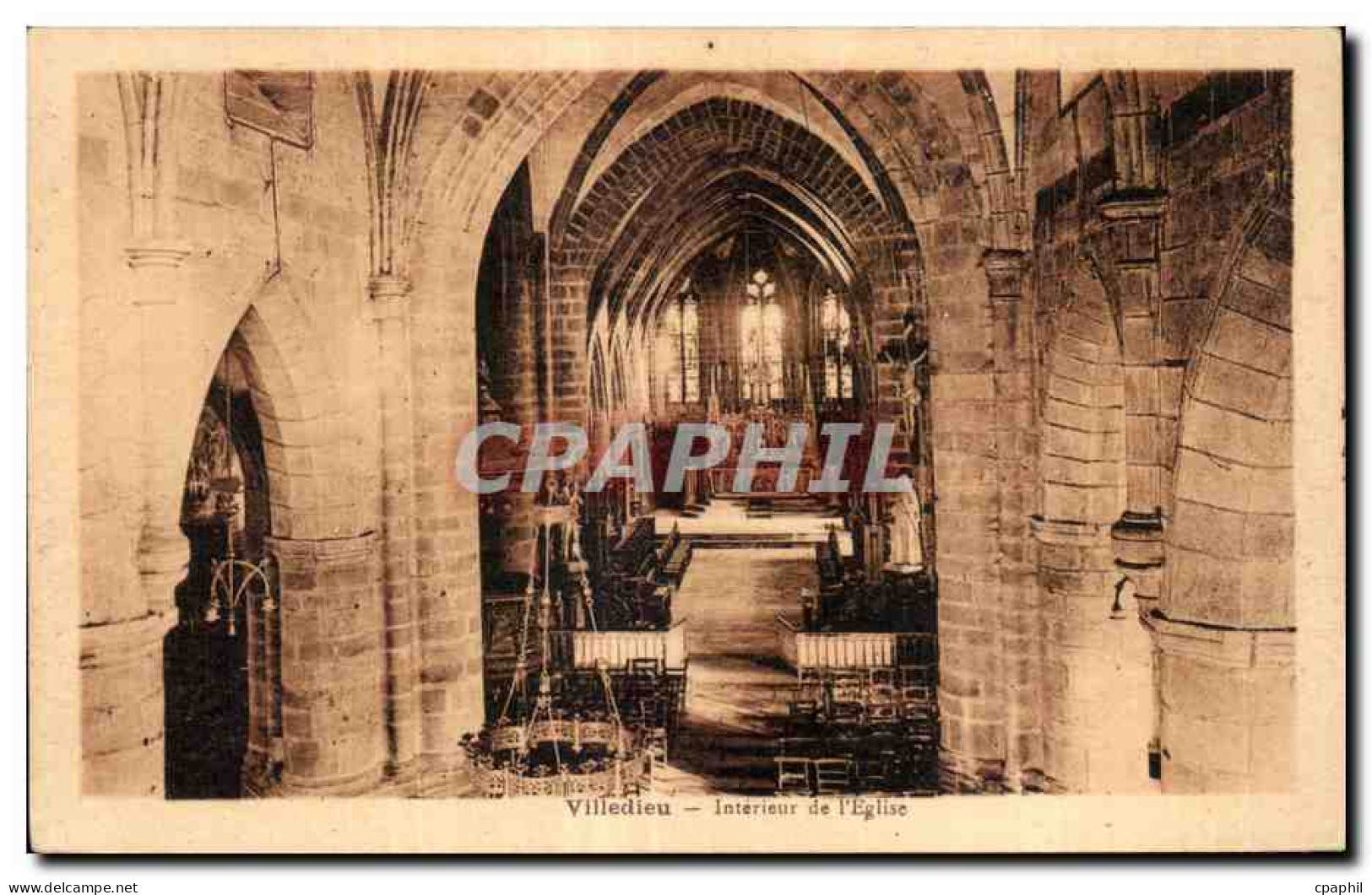CPA Villedieu Interieur de l Eglise