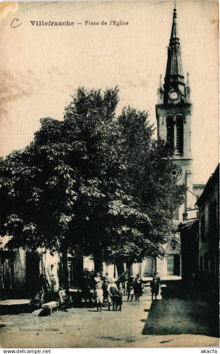 CPA VILLEFRANCHE D'ALBIGEOIS - Place de Église (635465)