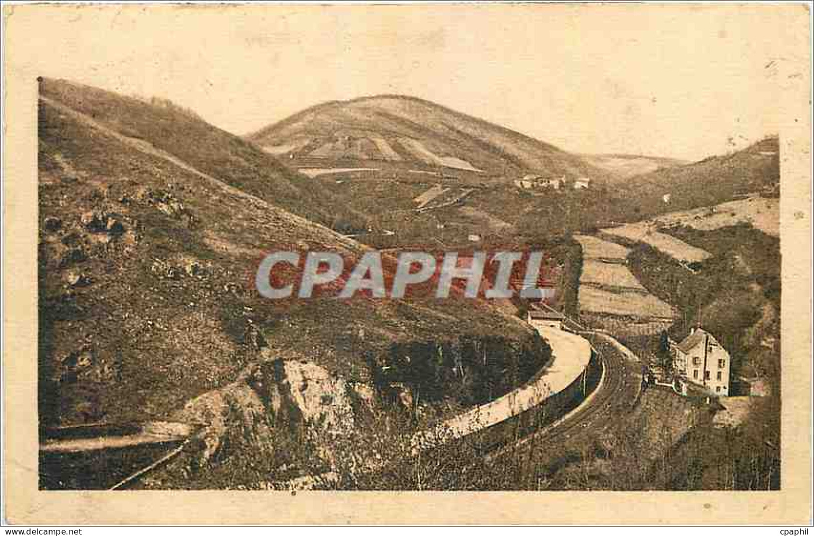 CPA Villefranche de Rouergue Aveyron Route de Ferrou