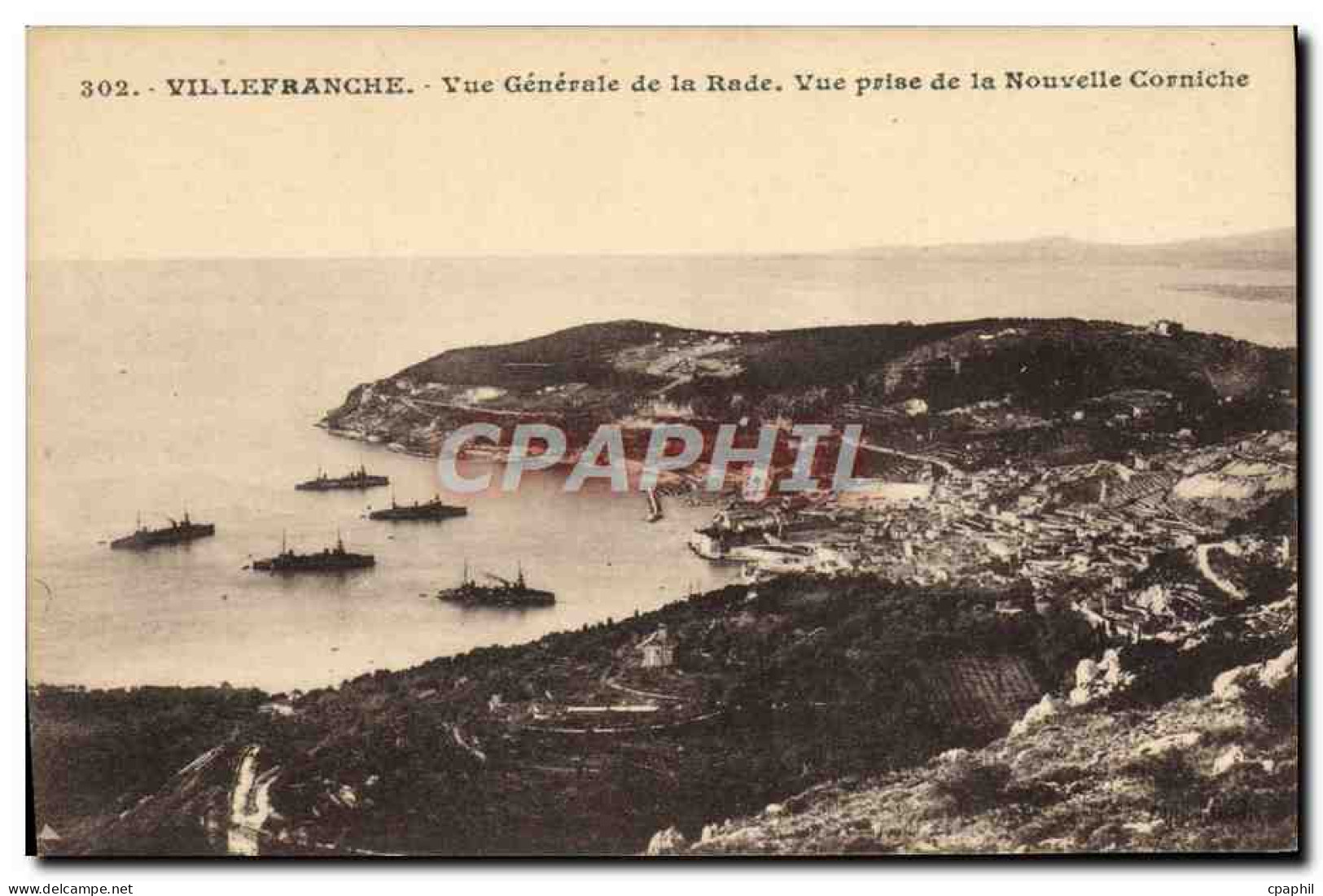 CPA Villefranche sur mer Vue generale de la rade Vue prise de la nouvelle corniche Bateaux