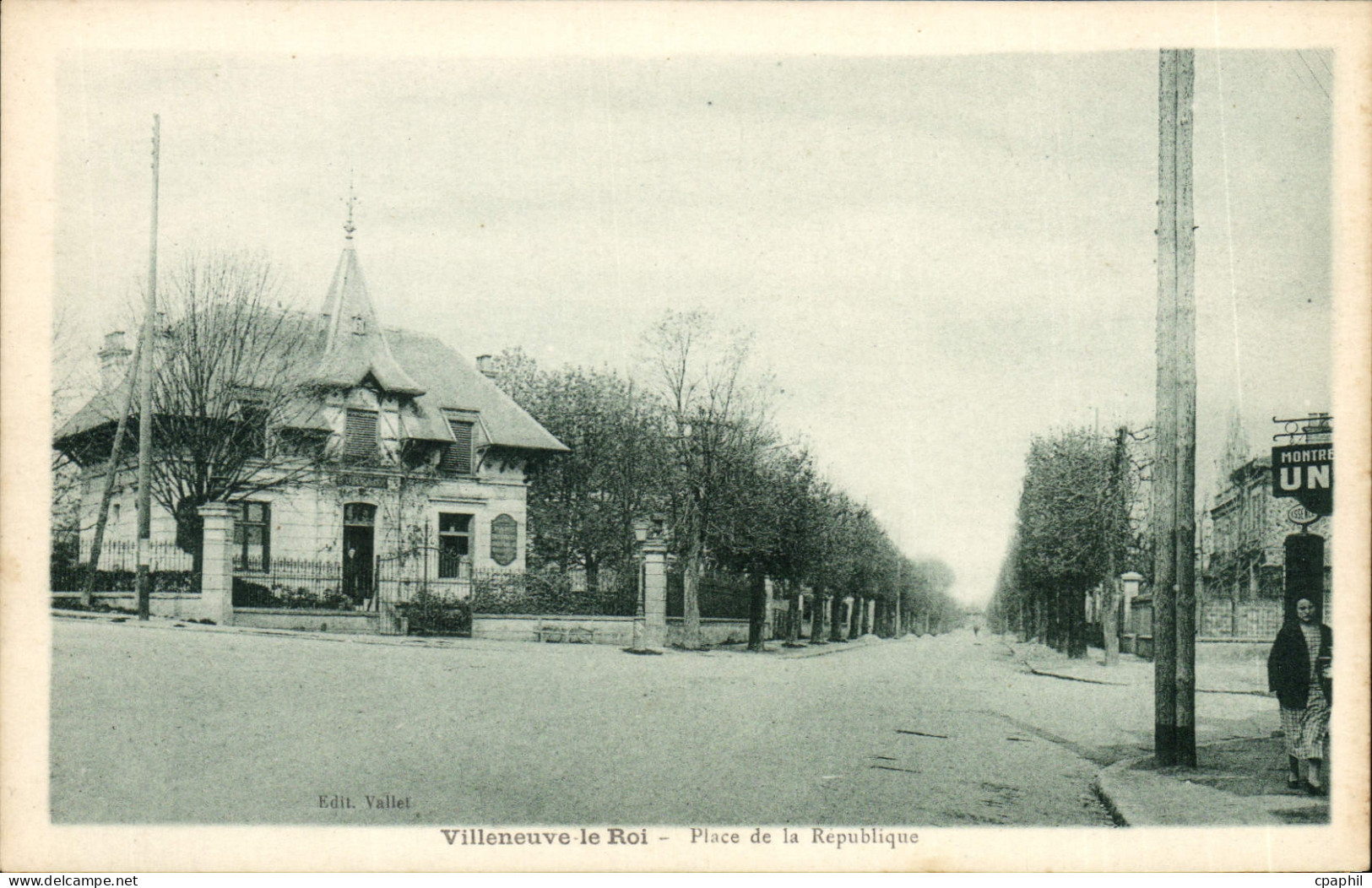 CPA Villeneuve le Roi Place de la Republique