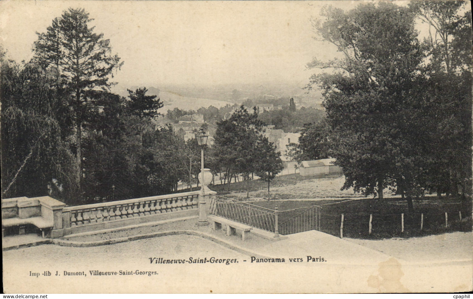 CPA Villeneuve Saint Georges Panorama vers Paris