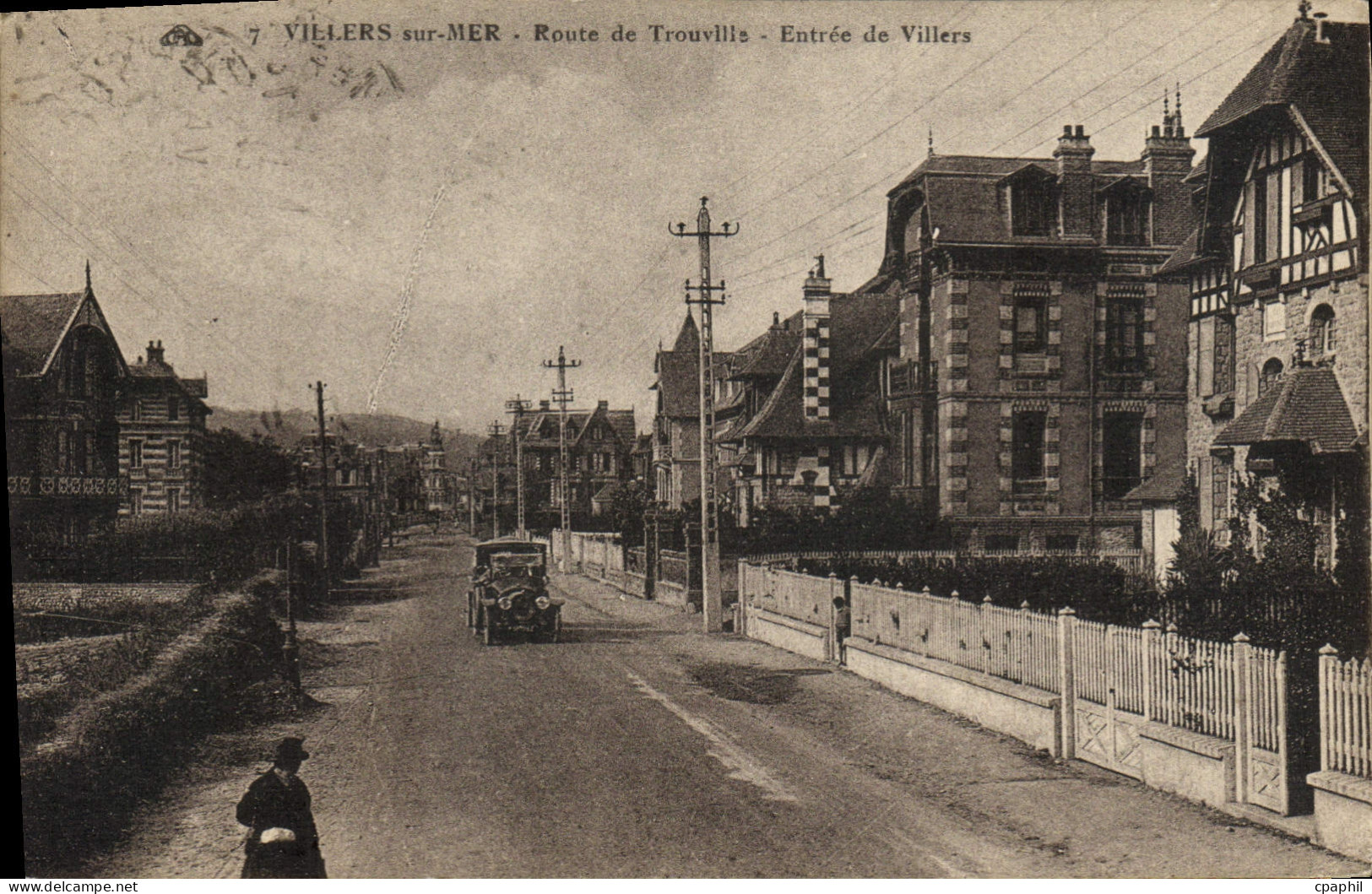 CPA Villers Sur Mer Route de Trouville Entree de Villers