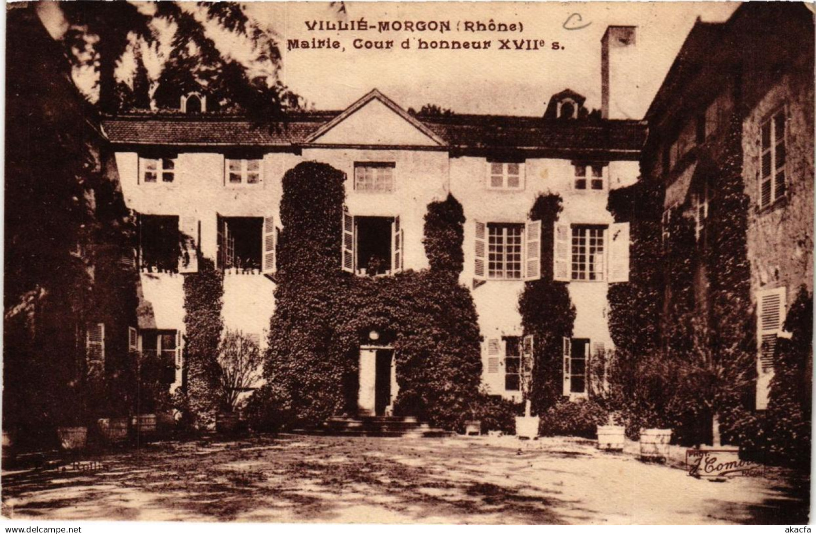 CPA VILLIÉ-MORGON Mairie, Cour d'honneur XVII s (614728)
