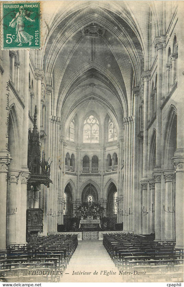 CPA Vimoutiers Interieur de l'Eglise Notre Dame