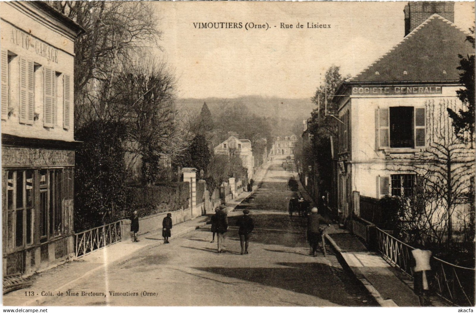 CPA VIMOUTIERS Rue de Lisieux (868698)
