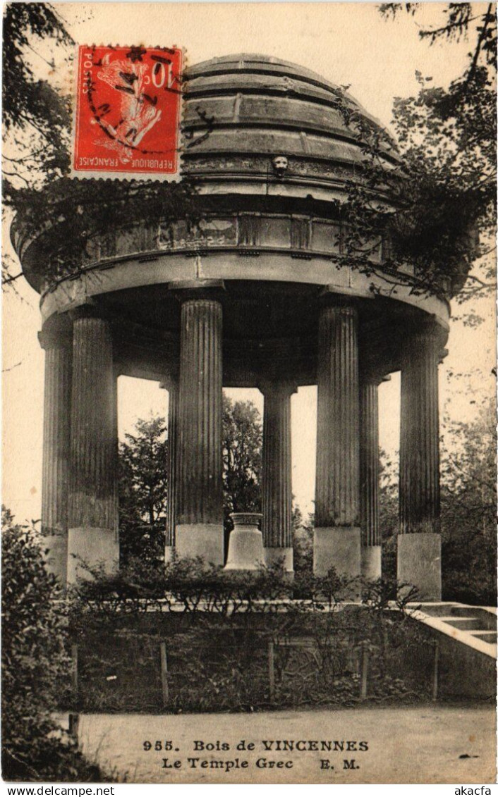 CPA Vincennes Temple Grec (1346927)