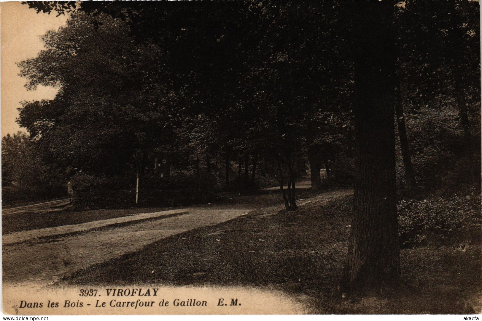 CPA Viroflay Le Carrefour de Gaillon FRANCE (1379143)