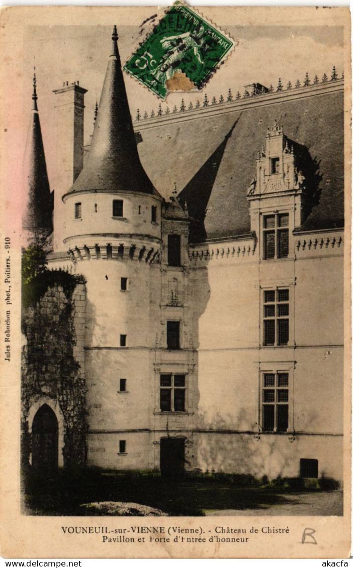 CPA VOUNEUIL sur VIENNE Chateau de Chistre Pavillon et Forte d'Entr (365904)