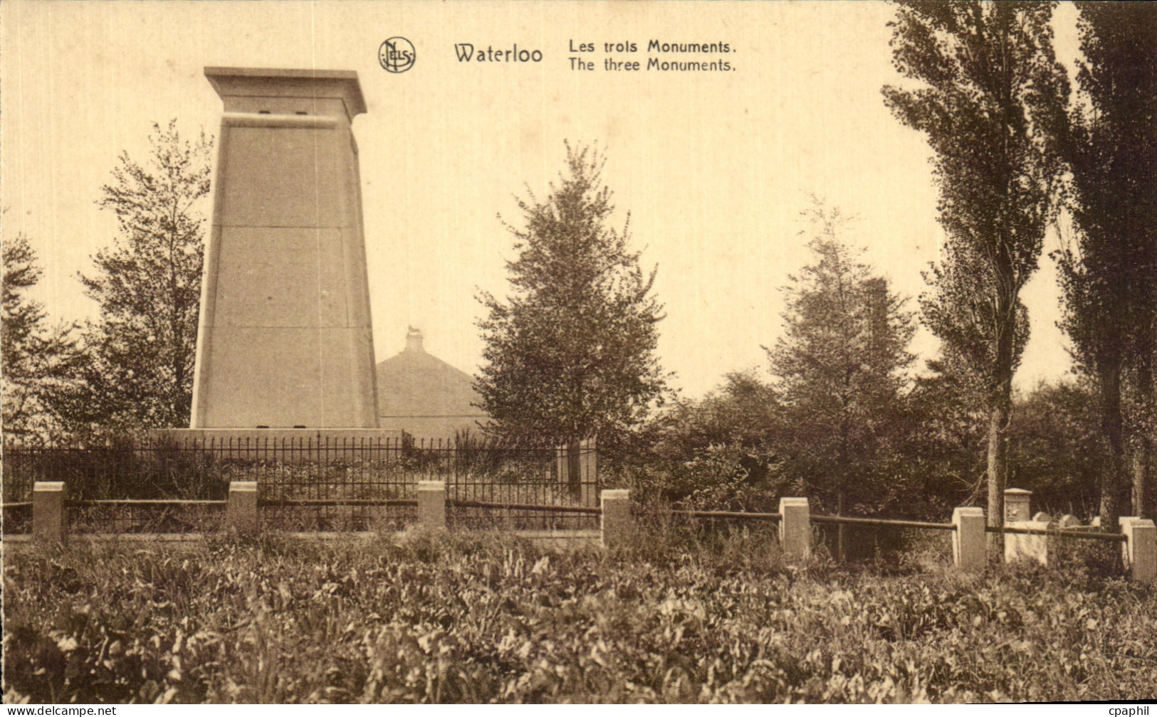 CPA Waterloo Les trois Monuments