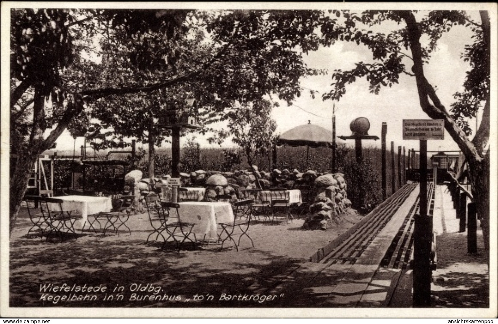 CPA Wiefelstede im Ammerland, Burenhaus to 'n Bartkröger, Kegelbahn