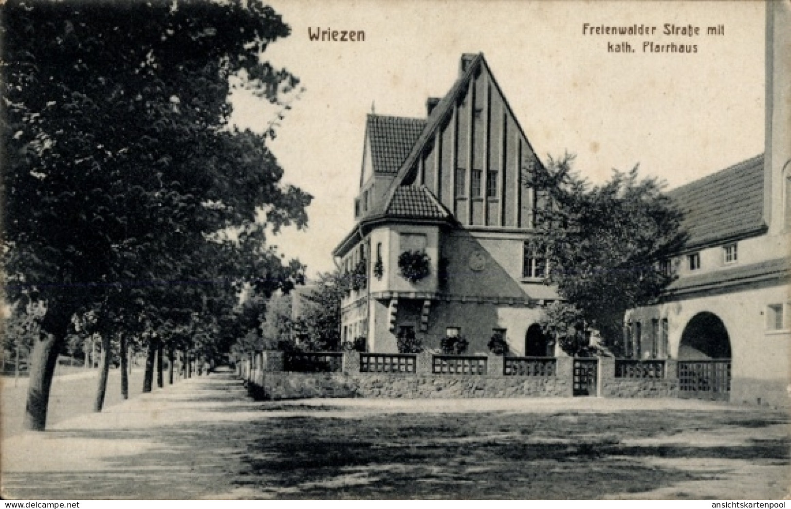 CPA Wriezen im Oderbruch, Freienwalder Straße, Katholisches Pfarrhaus