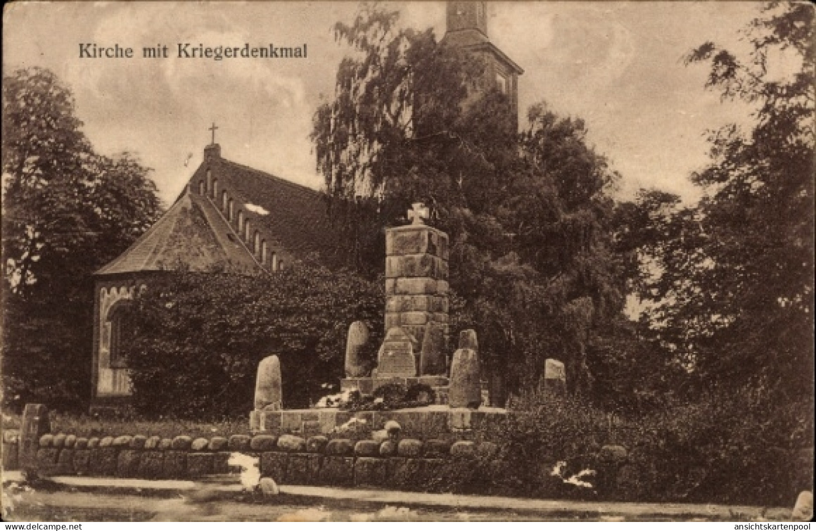 CPA Wustrau Altfriesack Fehrbellin in Brandenburg, Kirche, Kriegerdenkmal