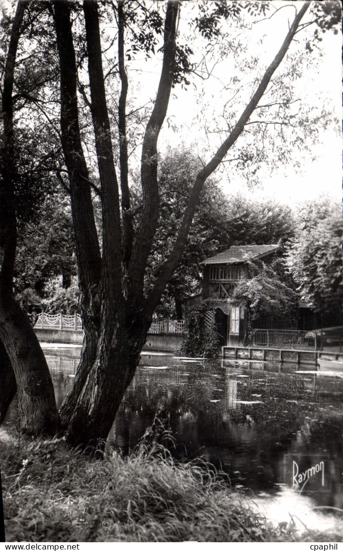 CPA Yerres Bords De l'yerres