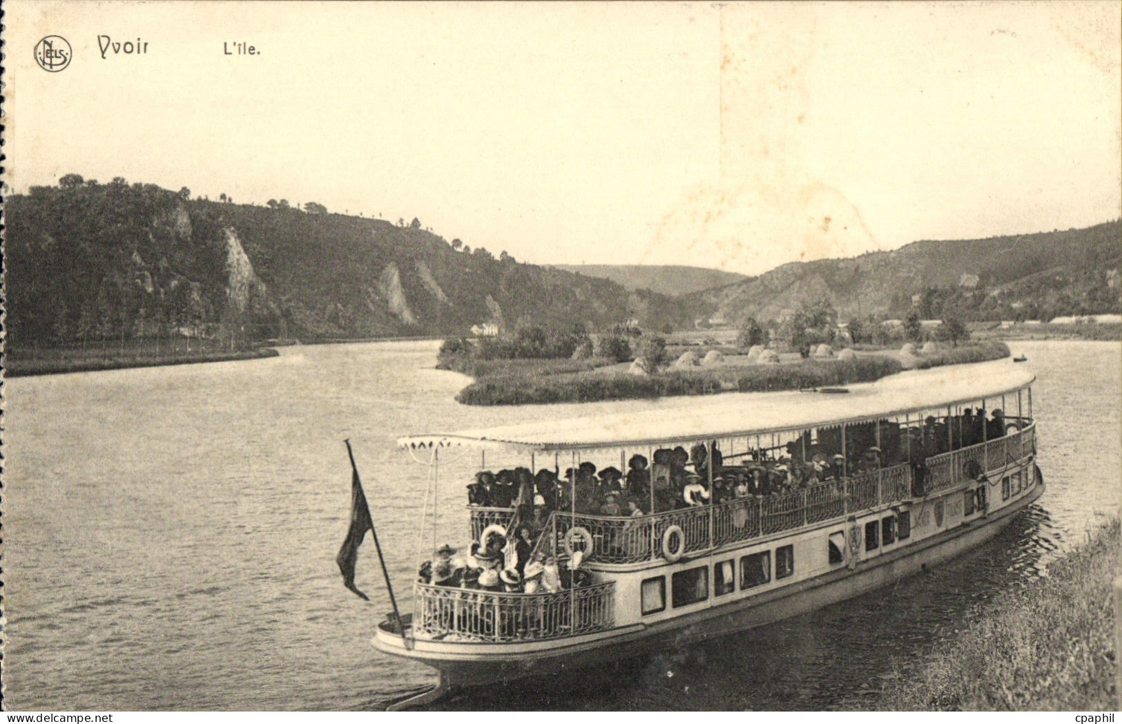 CPA Yvoir L'Ile Bateau