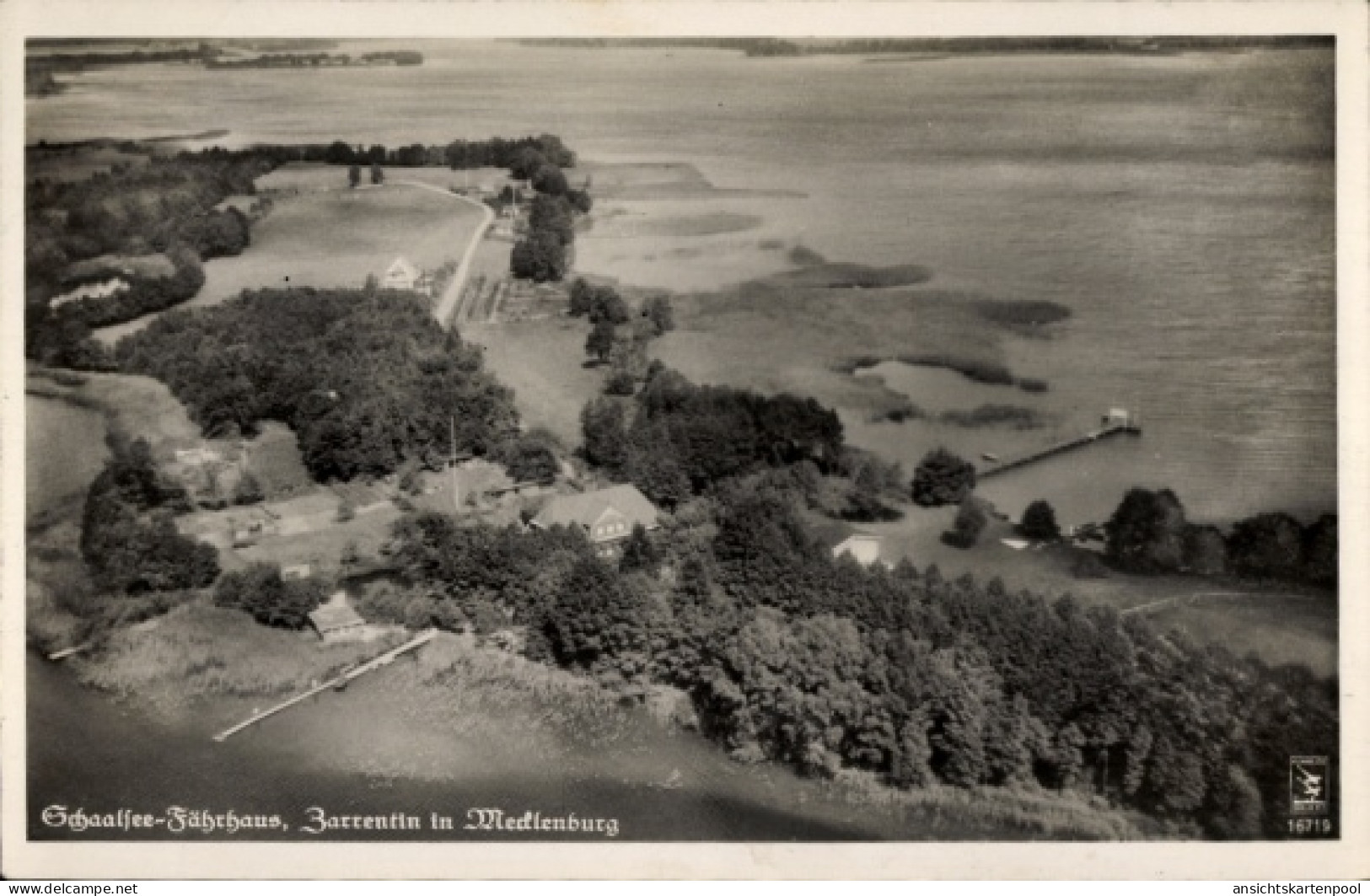 CPA Zarrentin am Schaalsee, Fährhaus, Fliegeraufnahme